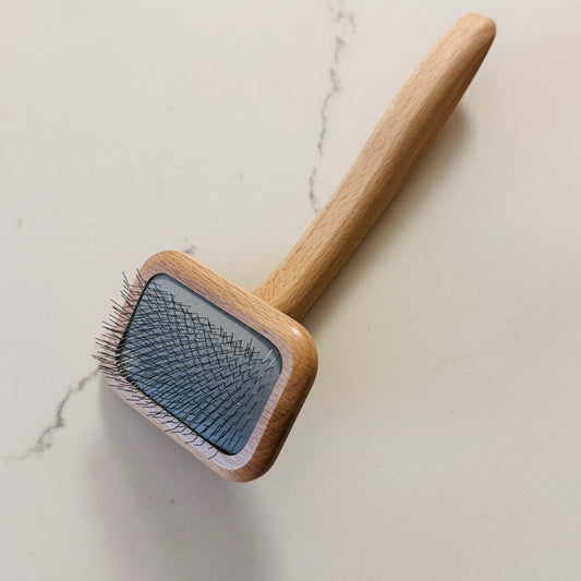 Slicker Brush